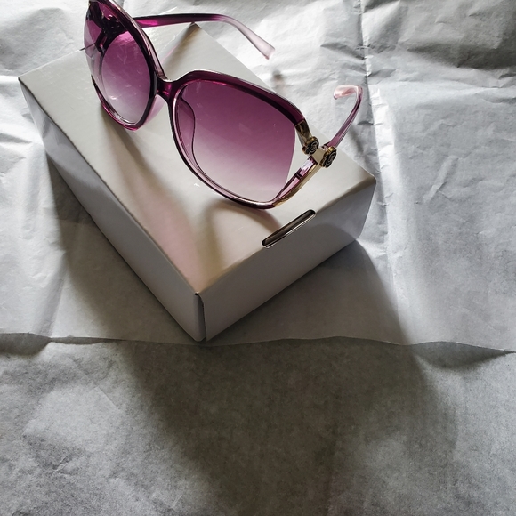 Vintage Style Shades - Picture 6 of 7